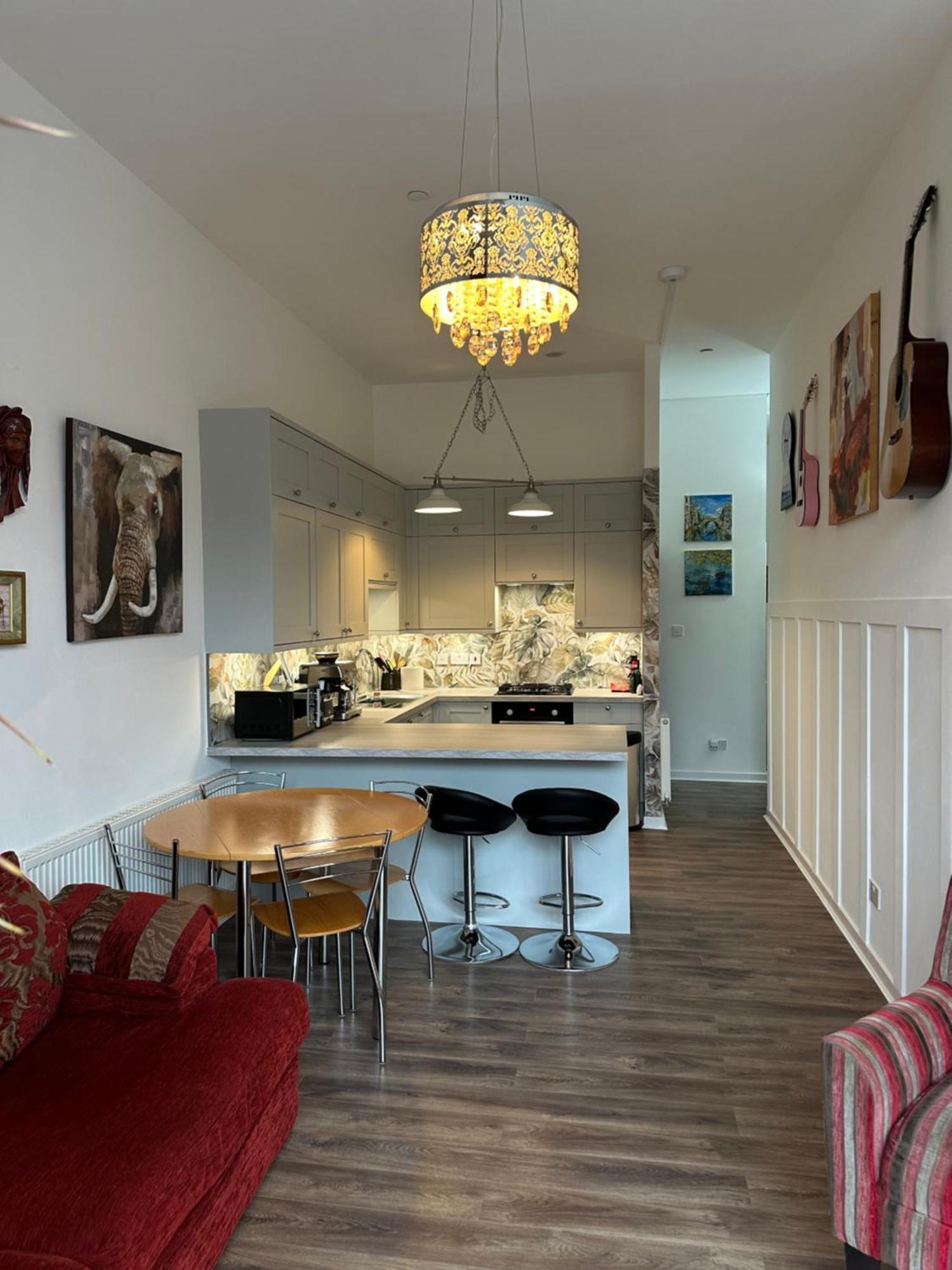 Stunning 2 bedroom apartment Glasgow Exteriör bild