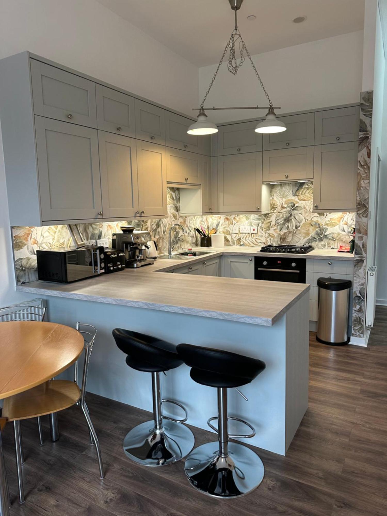 Stunning 2 bedroom apartment Glasgow Exteriör bild